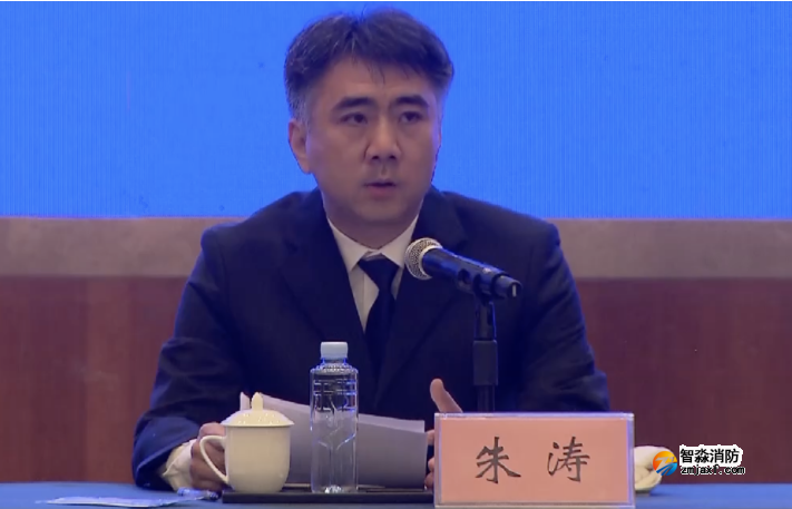 MU5735墜機(jī)，消防出動七百余人參與搜救！