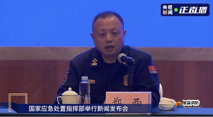 MU5735墜機，消防出動七百余人參與搜救