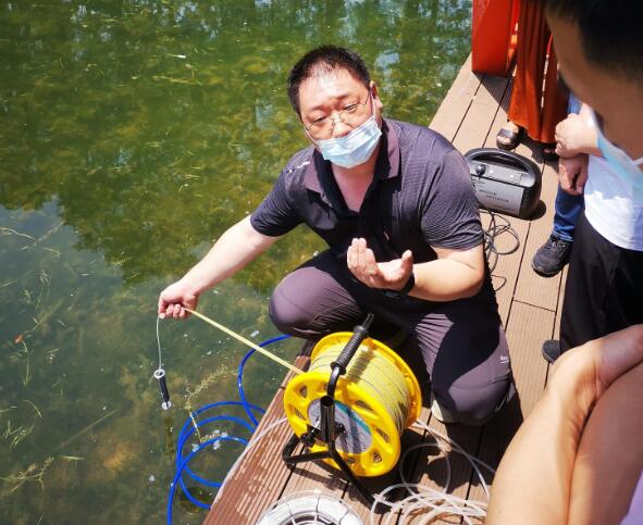 水質(zhì)監(jiān)測(cè)設(shè)備又出新花樣