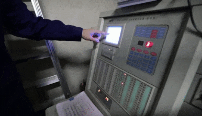 消控室消防指示燈閃爍應(yīng)該如何處理